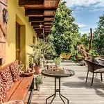 Homestay Africa House *