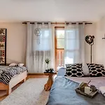 Africa House Homestay
